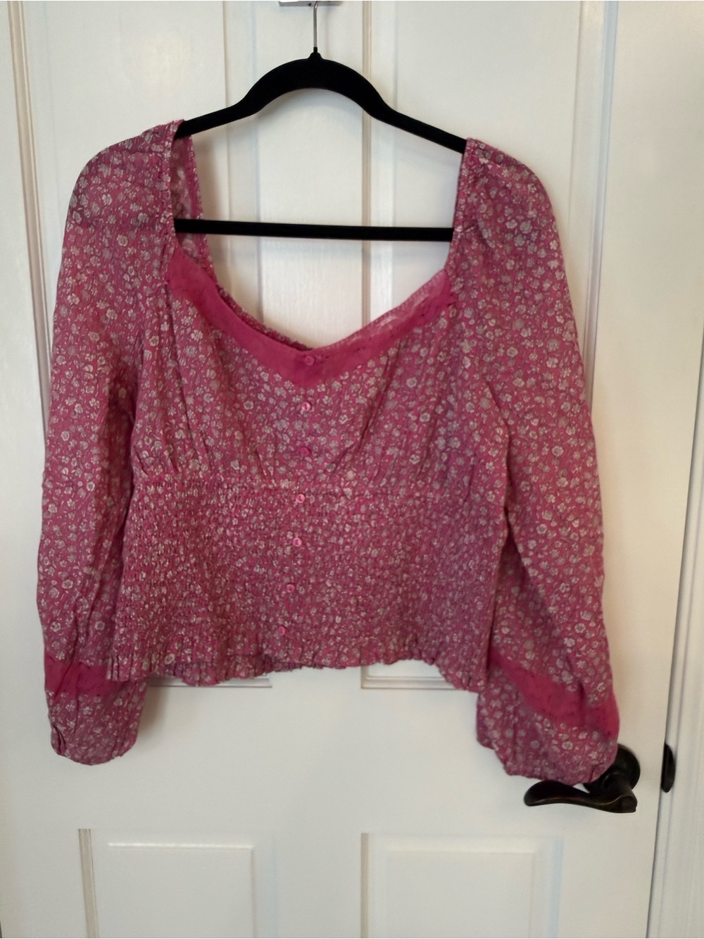 American Eagle Pink Floral Peasant Blouse NWT